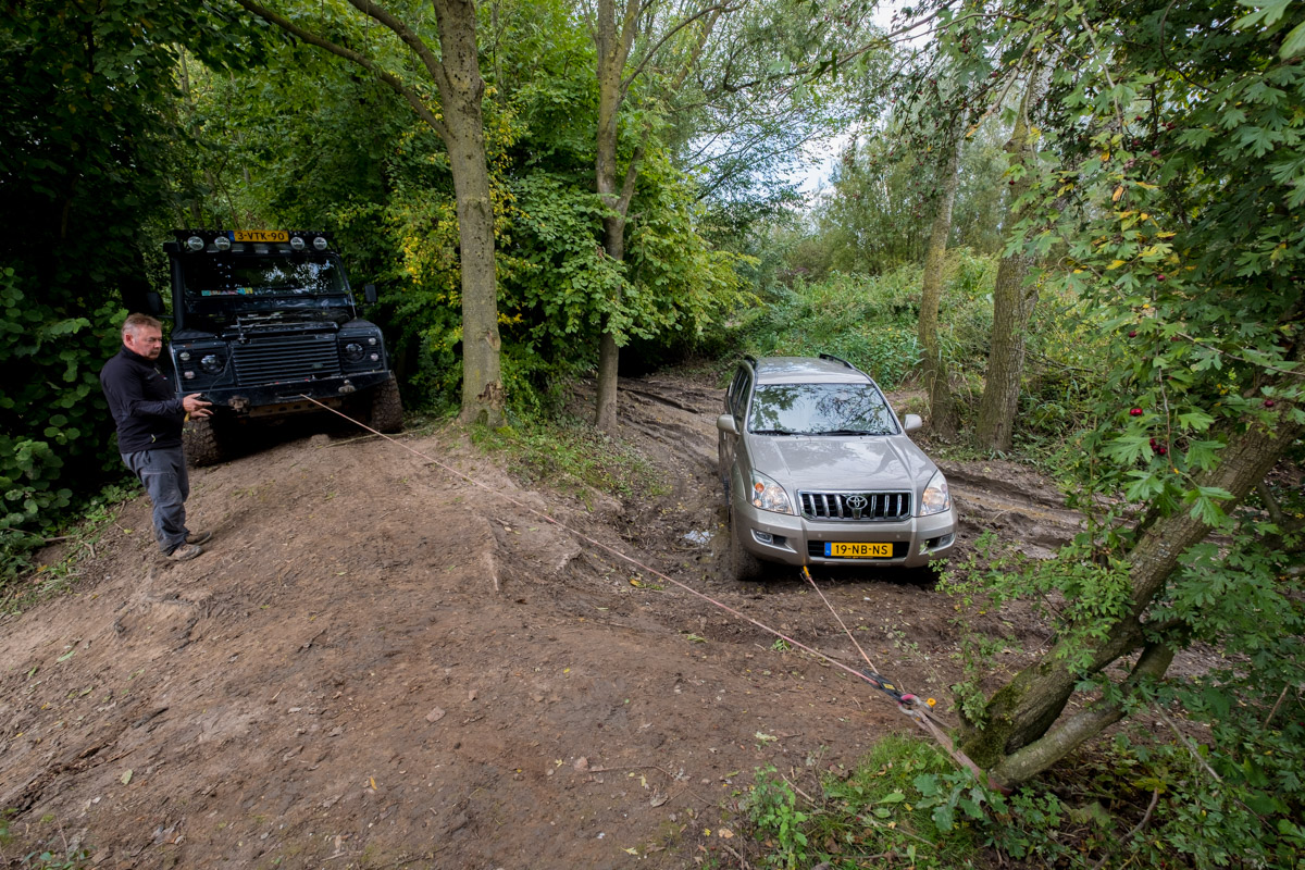 Landrover Defender 16