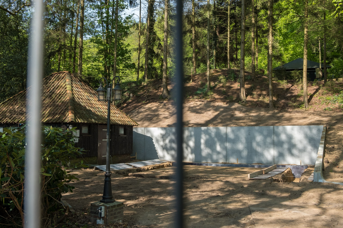 Openluchttheater bouw gestart extra opslagruimte