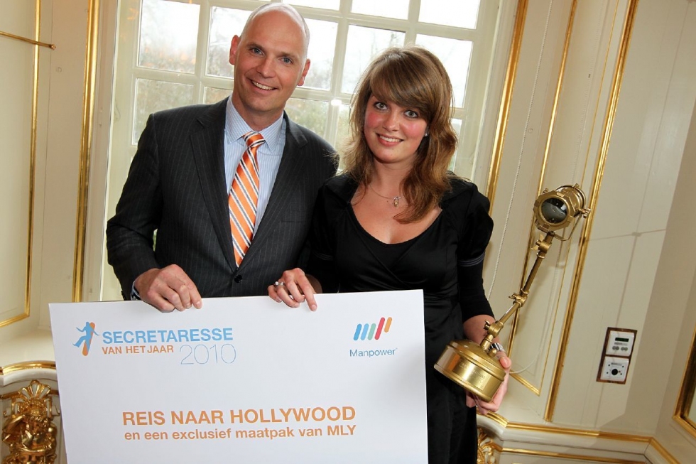 Paul Ridderhof schiet Manpower secretaresse van het jaar 2010